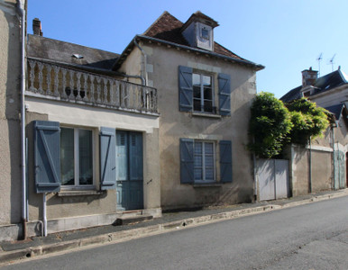 Maison à vendre à Écueillé, Indre, Centre, avec Leggett Immobilier