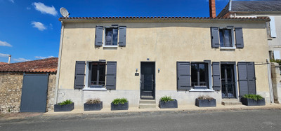Maison à vendre à La Bretonnière-la-Claye, Vendée, Pays de la Loire, avec Leggett Immobilier