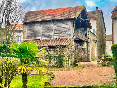 French property for sale in Piégut-Pluviers, Dordogne - €160,000 - photo 1
