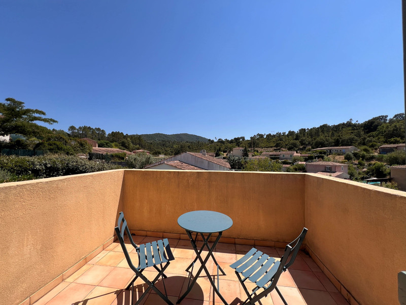 French property for sale in Montauroux, Var - €585,000 - photo 2