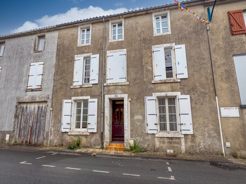 Propriété à vendre à La Châtaigneraie, Vendée - 88 000 €