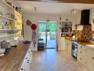 French property for sale in Voulême, Vienne - €251,450 - photo 2