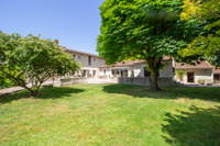 Maison à vendre à La Roche-Rigault, Vienne - 339.200 € - photo 2