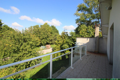 French property for sale in Bessé, Charente - €224,700 - photo 7
