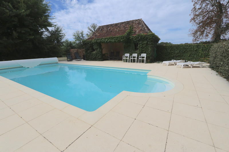 French property for sale in Saint-Félix-de-Reillac-et-Mortemart, Dordogne - €499,999 - photo 2