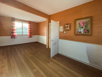 Propriété à vendre à Vineuil-Saint-Firmin, Oise - 339 000 € - photo n°4