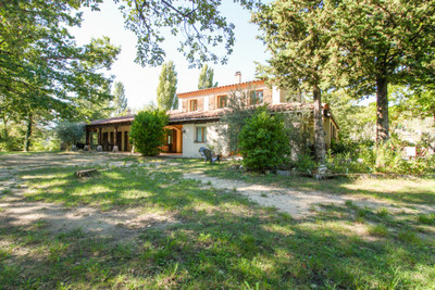 Maison à vendre à Le Poët-Laval, Drôme, Rhône-Alpes, avec Leggett Immobilier