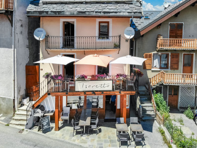 Ski property for sale in Meribel - €1,450,000 - photo 0