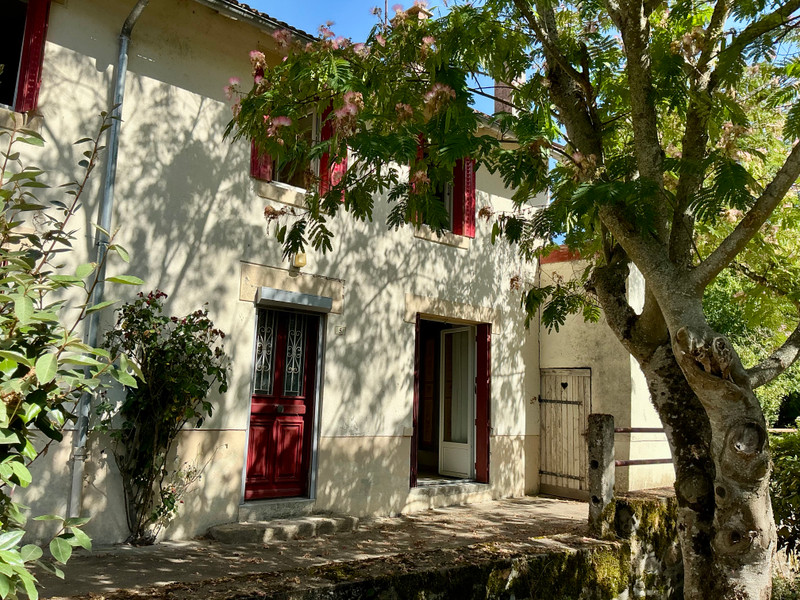 French property for sale in Soubrebost, Creuse - €152,600 - photo 0