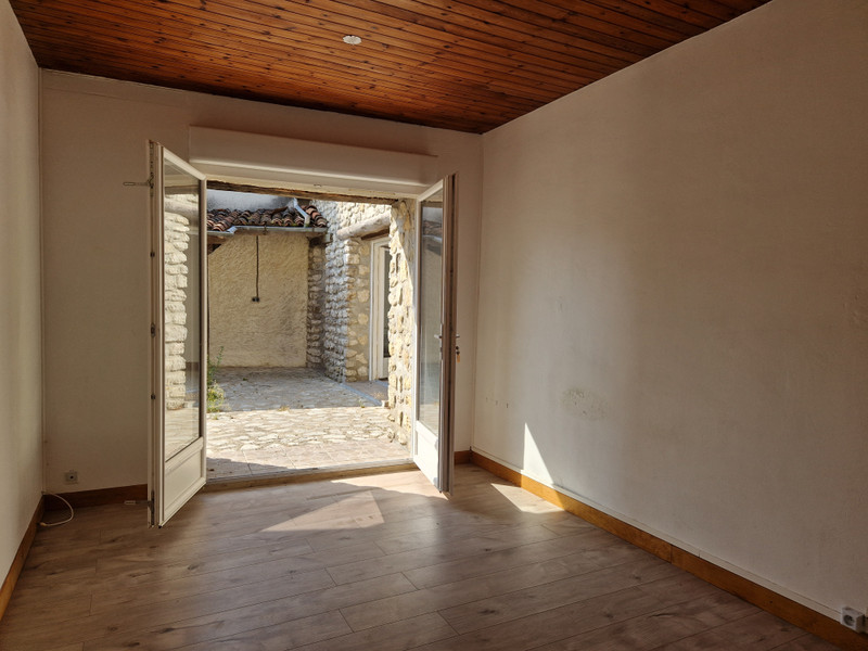 French property for sale in Ruelle-sur-Touvre, Charente - €145,000 - photo 7