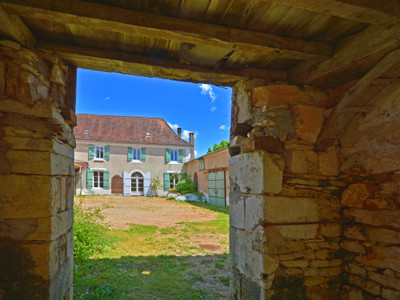 French property for sale in Savignac-les-Églises, Dordogne - €373,000 - photo 3