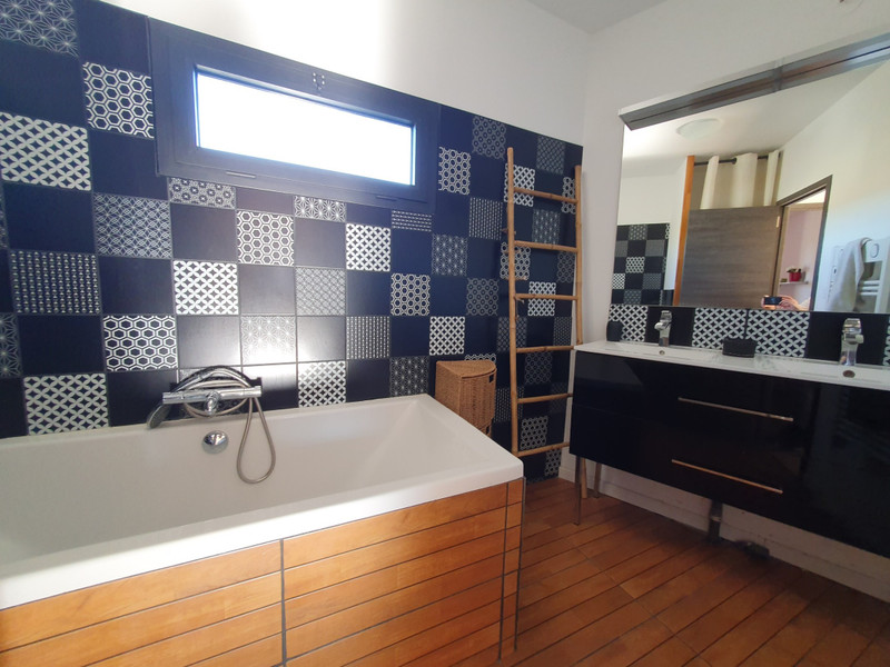French property for sale in Les Angles, Gard - €525,000 - photo 5