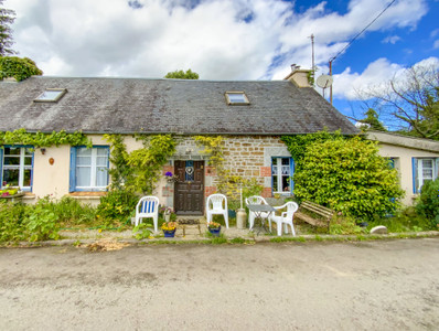 French property for sale in Saint-Gilles-Pligeaux, Côtes-d'Armor - €100,000 - photo 1