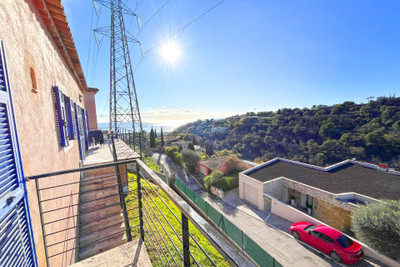 French property for sale in Nice, Alpes-Maritimes - €760,000 - photo 3
