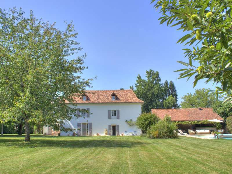 House for sale in Navarrenx PyrénéesAtlantiques STYLISHLY