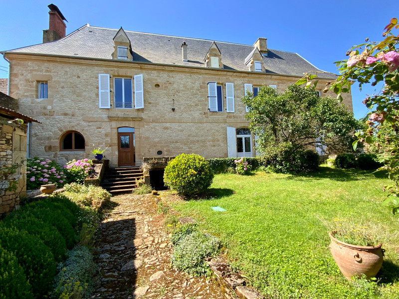 Maison à vendre à Saint-Geniès, Dordogne - 577 500 € - photo 1