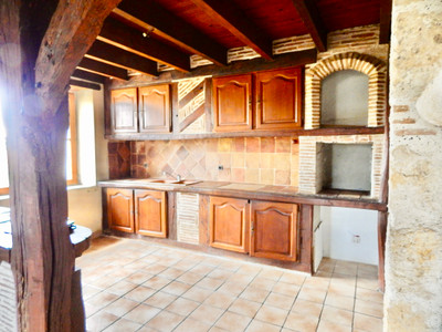 French property for sale in Cours, Lot-et-Garonne - €222,500 - photo 2