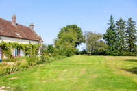 Maison à vendre à La Loupe, Eure-et-Loir - 187.000 € - photo 2