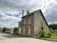 French property, houses and homes for sale in Neuilly-le-Vendin Mayenne Pays_de_la_Loire