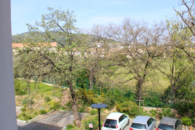 French property for sale in Hyères, Var - €159,000 - photo 9