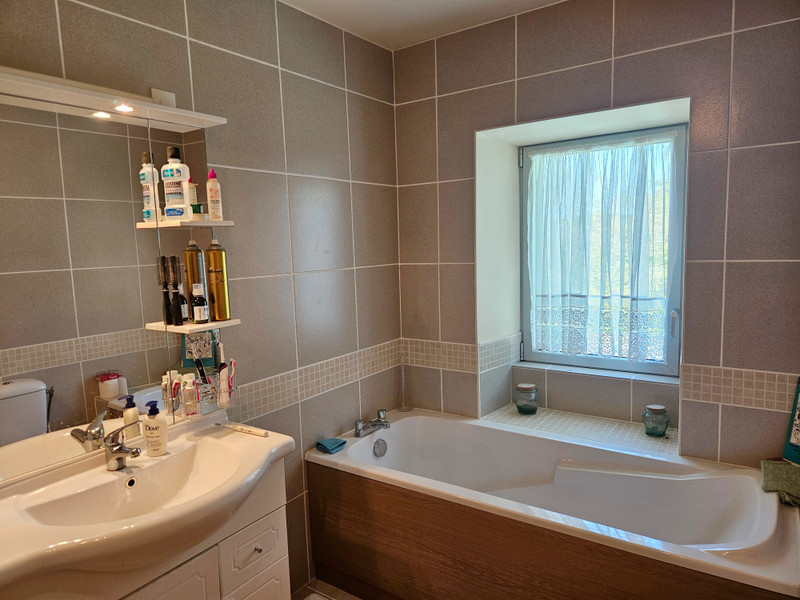 French property for sale in Les Cars, Haute-Vienne - €269,000 - photo 4