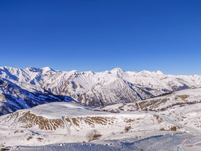 Ski property for sale in  - 2 800 000 € - photo 2