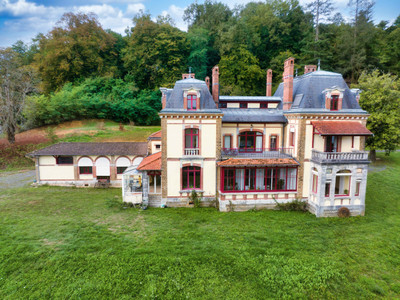 chateau for sale in Pyrénées-Atlantiques