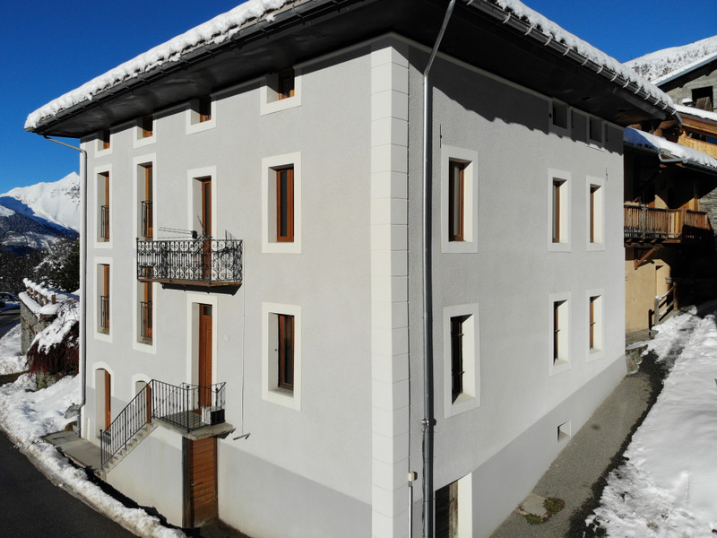 Ski property for sale in Saint Martin de Belleville - €1,295,000 - photo 0