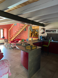 French property for sale in Égliseneuve-d'Entraigues, Puy-de-Dôme - €392,200 - photo 4
