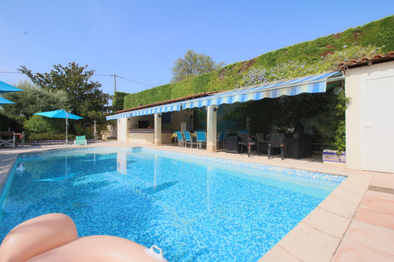 French property for sale in Saint-Paulet-de-Caisson, Gard - €449,000 - photo 0