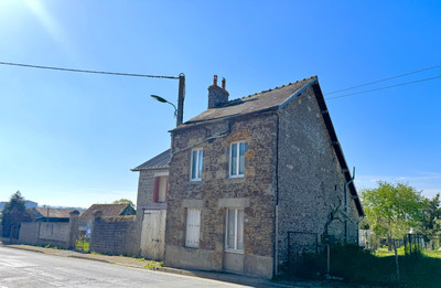 house for sale in Mayenne