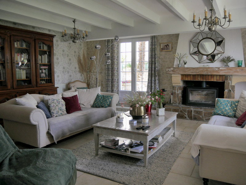 French property for sale in Châteauneuf-sur-Charente, Charente - €445,200 - photo 7