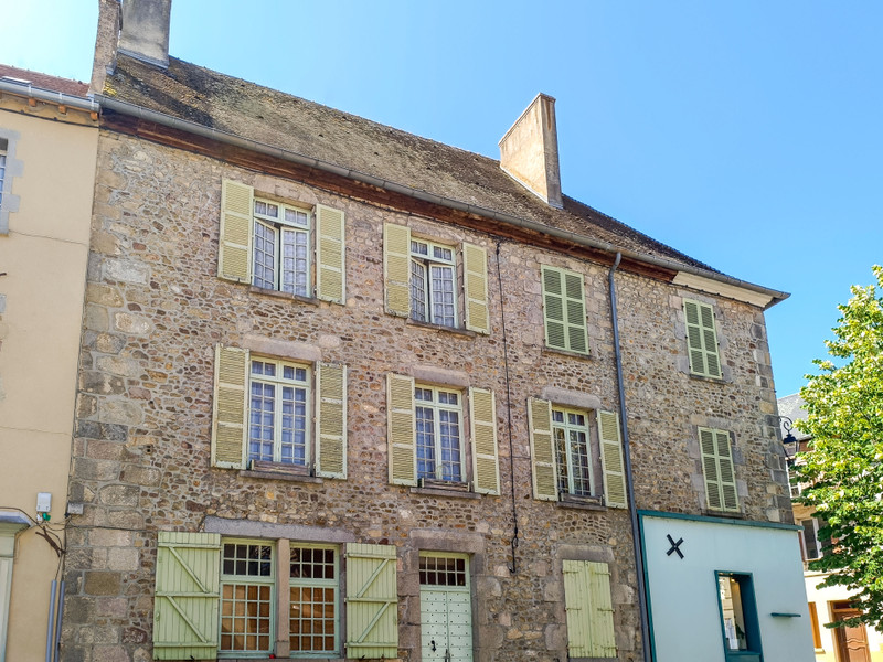 French property for sale in Évaux-les-Bains, Creuse - €134,900 - photo 3