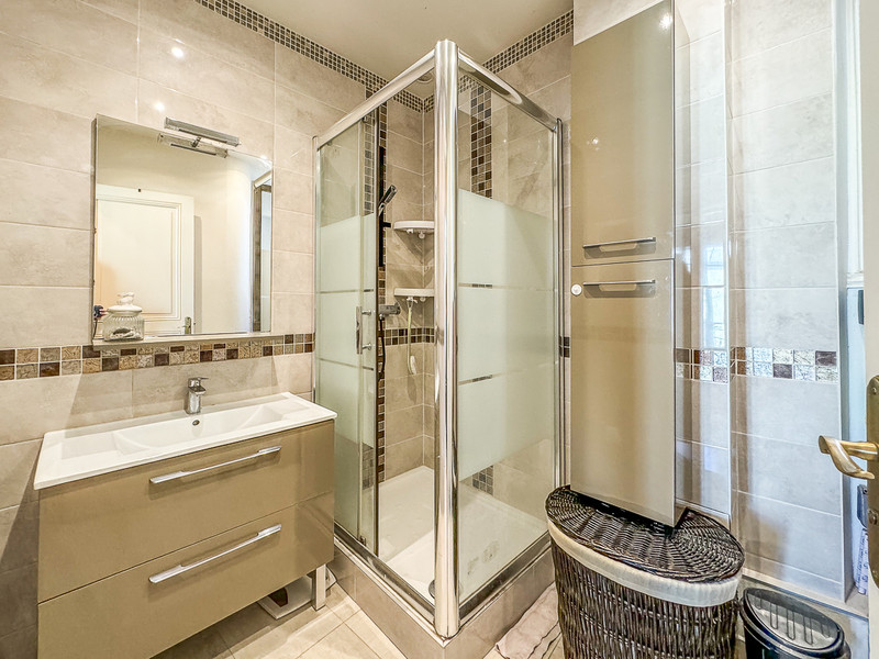 French property for sale in Paris 13e Arrondissement, Paris - €308,000 - photo 7