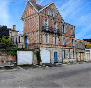 house for sale in Charente