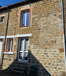 French property for sale in Saint-Cyr-du-Bailleul, Manche - €77,000 - photo 14