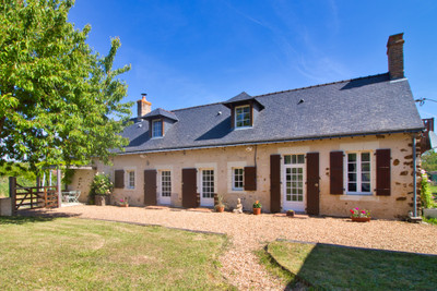 Maison à vendre à Baugé-en-Anjou, Maine-et-Loire, Pays de la Loire, avec Leggett Immobilier
