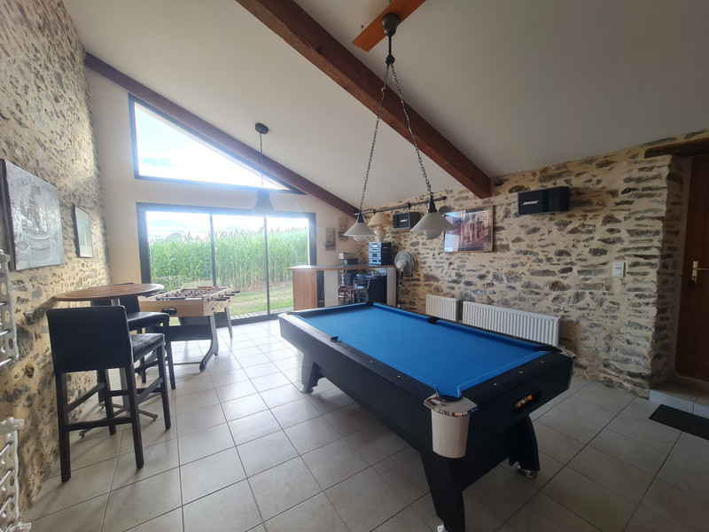 French property for sale in Le Busseau, Deux-Sèvres - €333,900 - photo 6