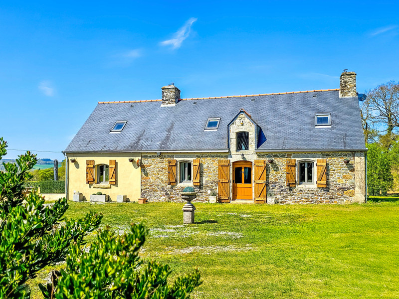 French property for sale in Rohan, Morbihan - €299,000 - photo 0