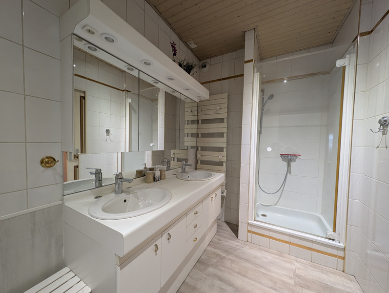 Ski property for sale in Les Deux Alpes 1350 - €424,000 - photo 4