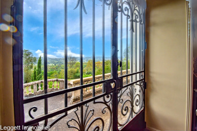 French property for sale in Allassac, Corrèze - €445,200 - photo 2