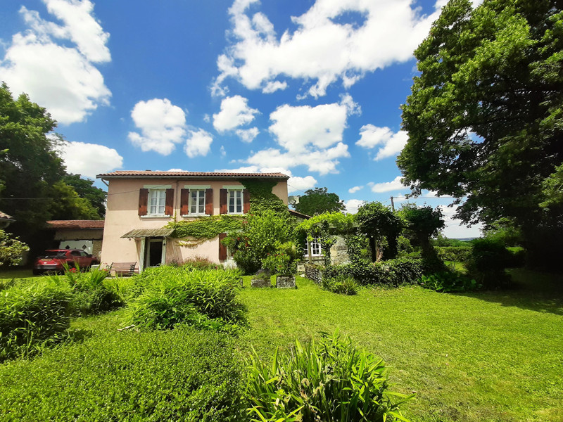 Maison à vendre à La Chapelle-Grésignac, Dordogne - 203 300 € - photo 1
