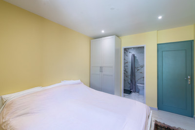 French property for sale in Fleury, Aude - €298,000 - photo 6