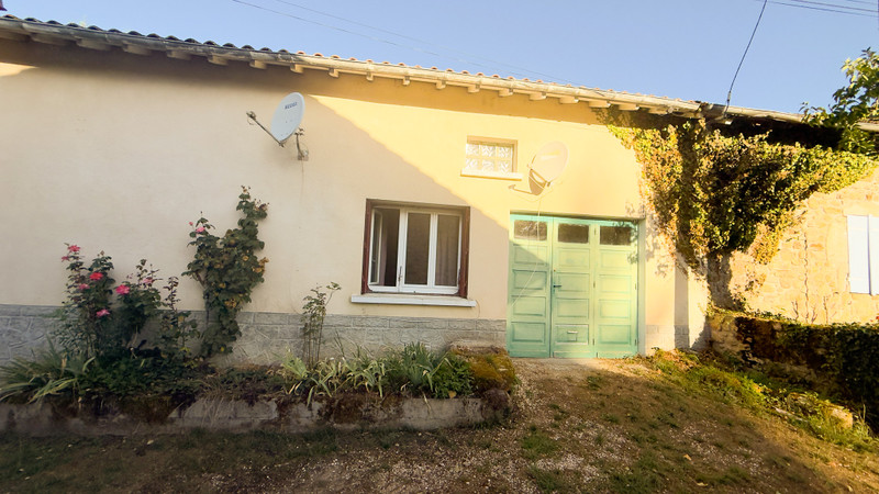 French property for sale in Saint-Mathieu, Haute-Vienne - €141,700 - photo 3