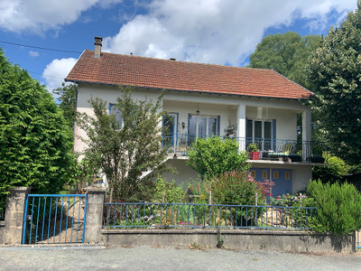 Maison à vendre à Saint-Pierre-de-Frugie, Dordogne, Aquitaine, avec Leggett Immobilier