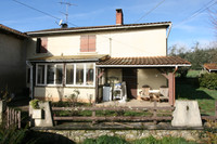 Maison à vendre à Le Lindois, Charente - 114 450 € - photo 1