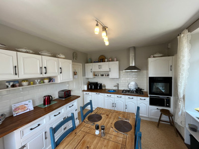 French property for sale in Maël-Carhaix, Côtes-d'Armor - €219,350 - photo 3