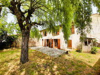 Maison à vendre à Champagne-et-Fontaine, Dordogne - 105.000 € - photo 1
