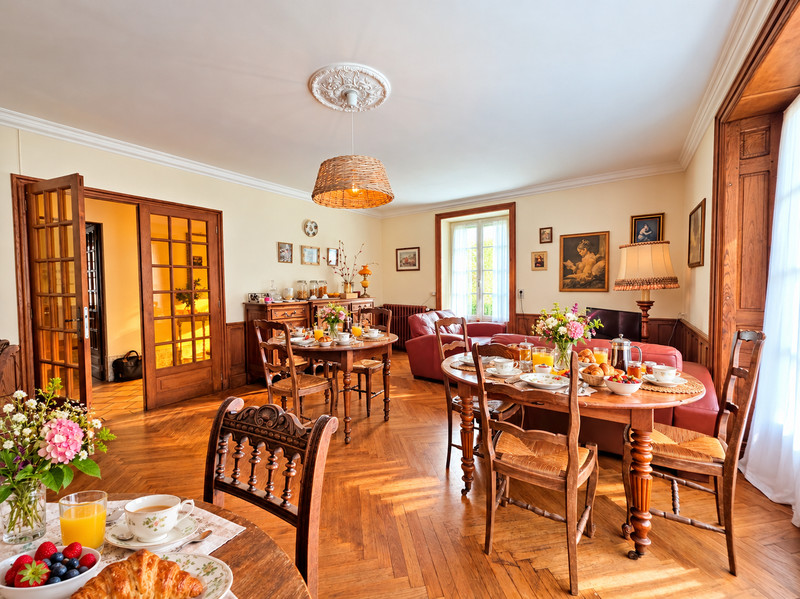 French property for sale in Exideuil-sur-Vienne, Charente - €310,000 - photo 2