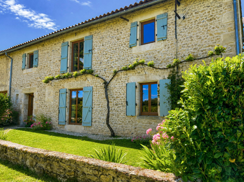 Propriété à vendre à Château-Garnier, Vienne - 189 000 €